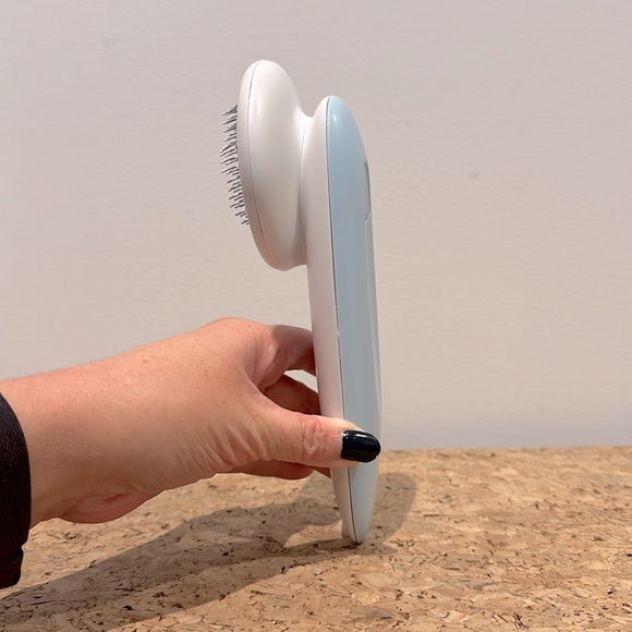 ☀️3/$20 New In Box: Pet hair comb - Picture 4 of 5